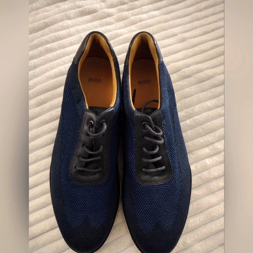 Men's Hugo Boss Summit Blue Knit Oxfords Size 10